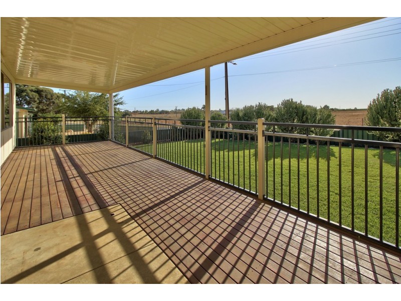 12 Traeger Street, Loxton SA 5333