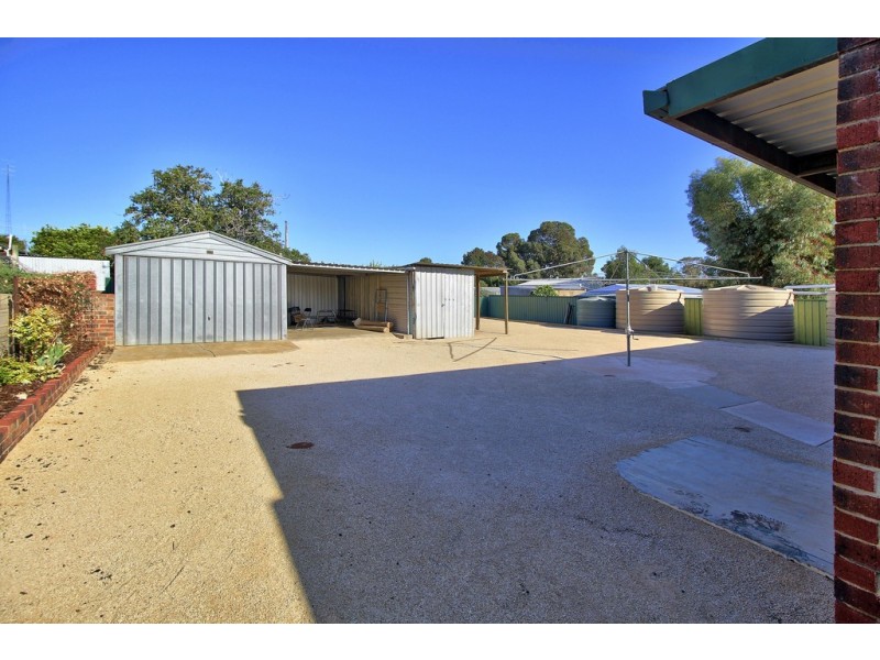 12 Traeger Street, Loxton SA 5333