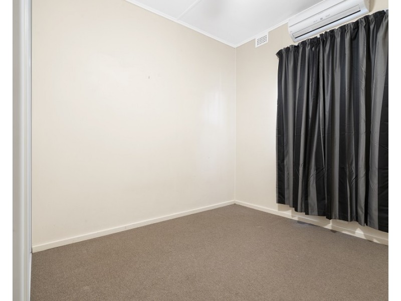 4 Nicol Crescent, Waikerie SA 5330