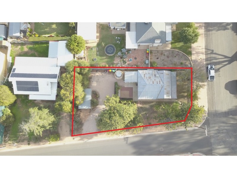 5 TOLARNO STREET, Renmark SA 5341
