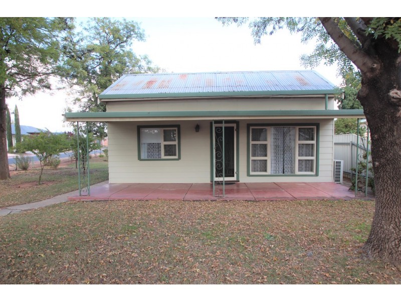 5 TOLARNO STREET, Renmark SA 5341