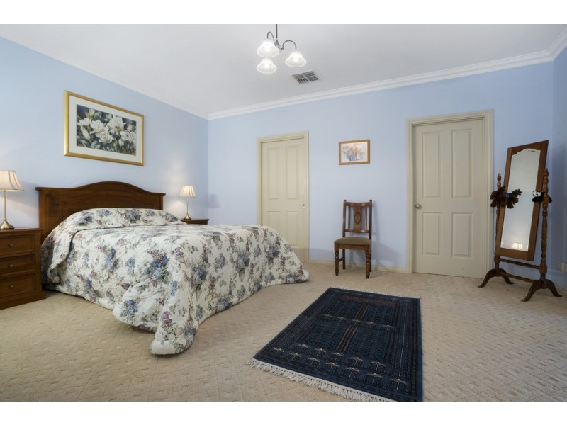 221 Arumpo Street, Renmark SA 5341