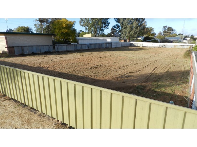 24 Lexia Street, Berri SA 5343