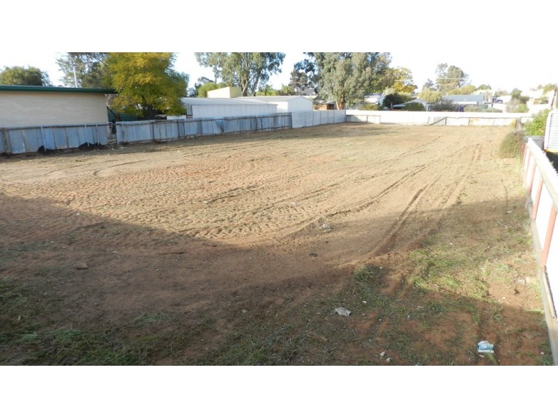 24 Lexia Street, Berri SA 5343