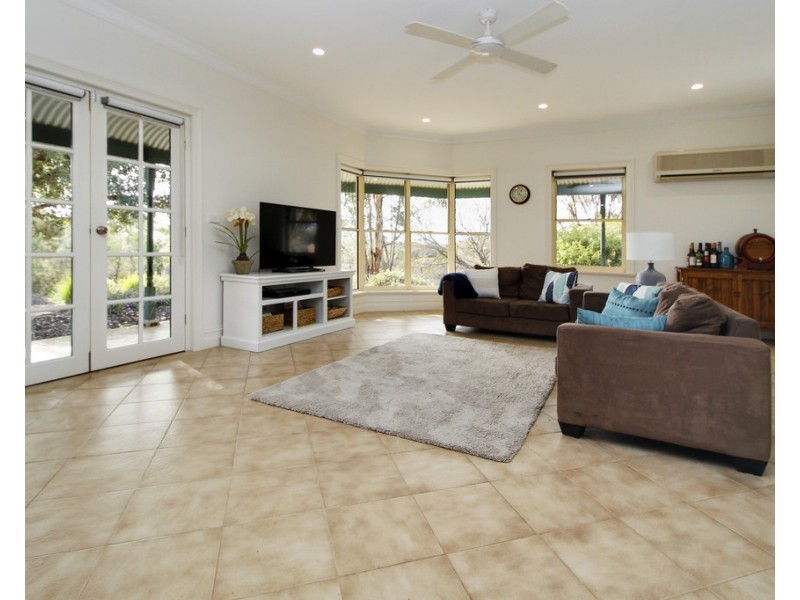 43 Pioneer Landing Drive, Loxton SA 5333