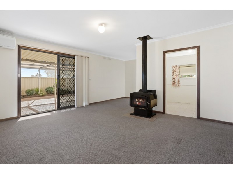 16 Rialto Street, Renmark SA 5341