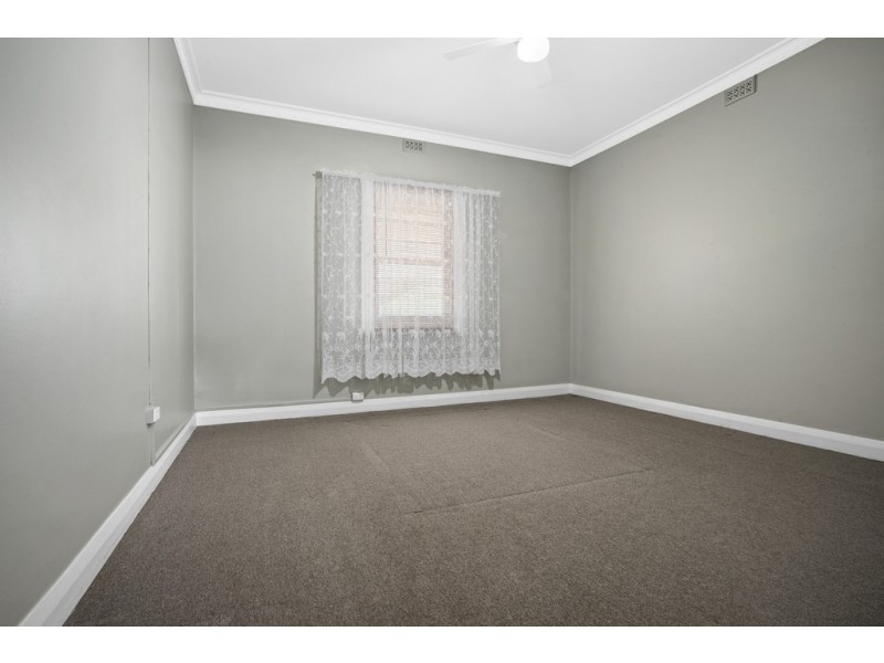 16 Rialto Street, Renmark SA 5341