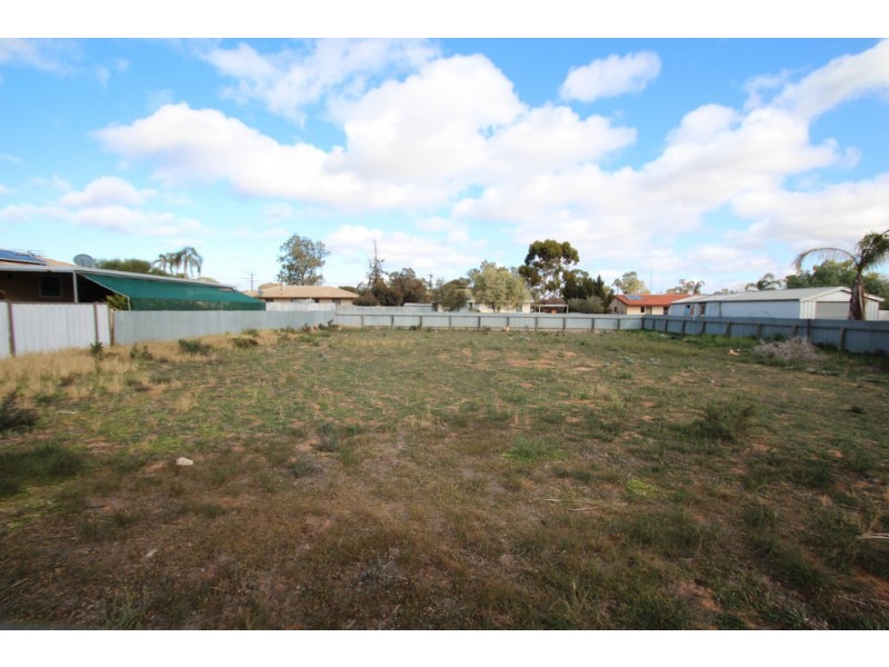13 Hardwick Street, Barmera SA 5345