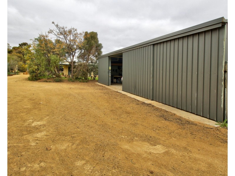 23 Wheatley Road, Loxton SA 5333