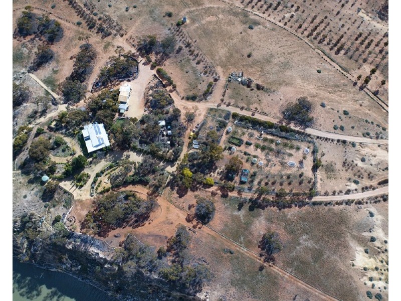 9290 Goyder Highway, Stuart SA 5320