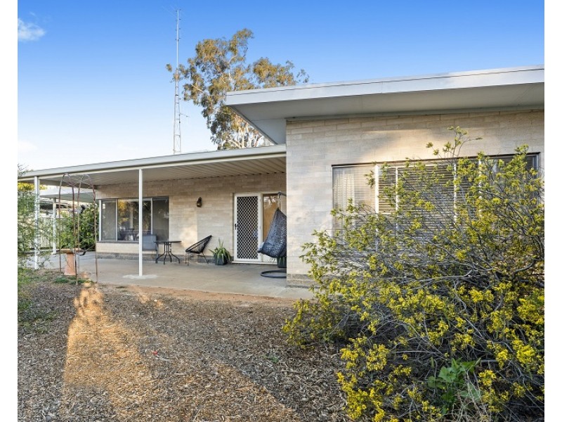 18 Nookamka Terrace, Barmera SA 5345