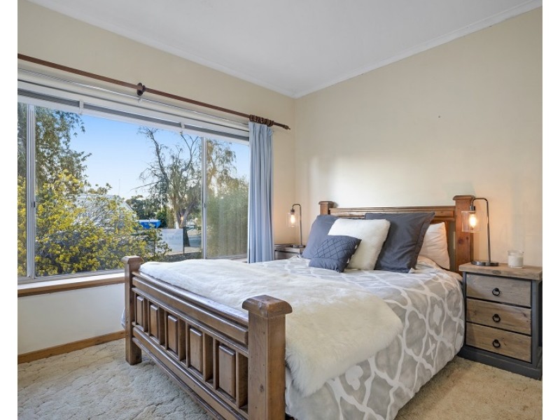 18 Nookamka Terrace, Barmera SA 5345