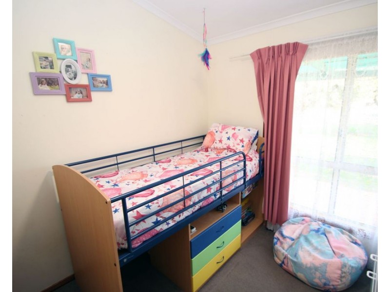 9 DOWNER AVENUE, Lyrup SA 5343