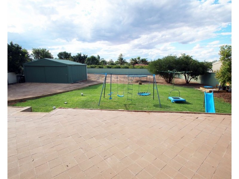 9 DOWNER AVENUE, Lyrup SA 5343