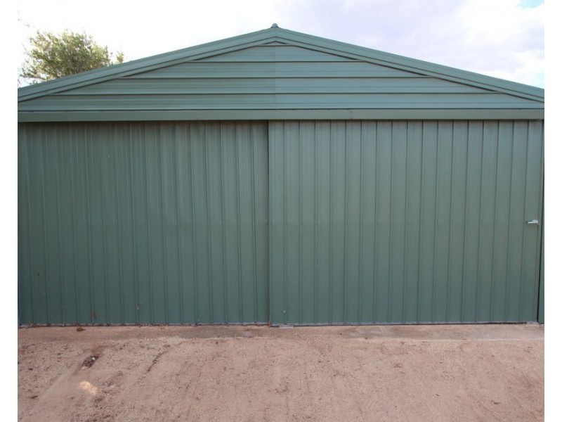 9 DOWNER AVENUE, Lyrup SA 5343