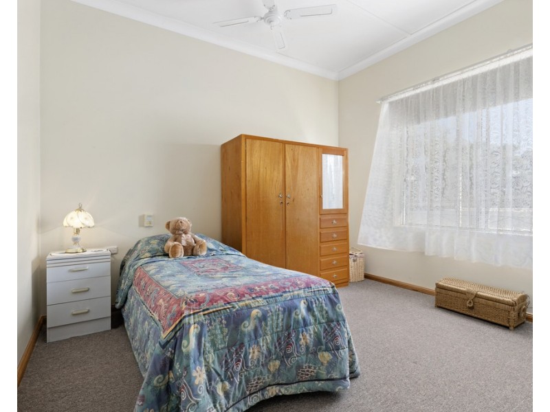 27 First Street, Loxton SA 5333