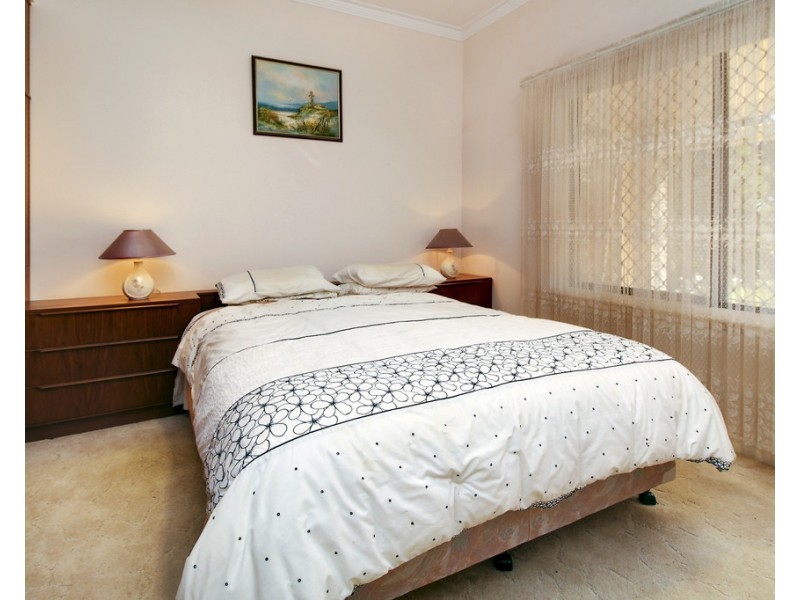 77 Casson Avenue, Loxton SA 5333