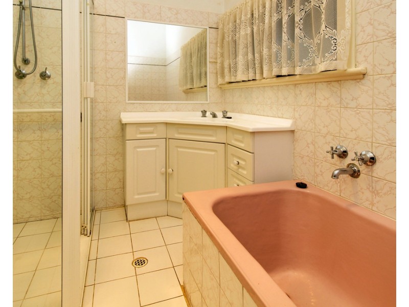 77 Casson Avenue, Loxton SA 5333