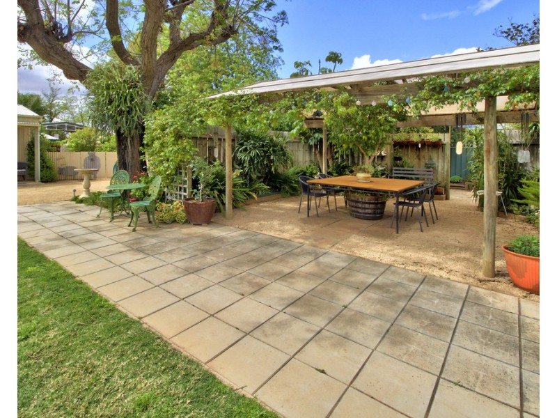 21 Fifth Street, Loxton SA 5333