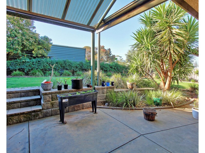 2 Klingberg Street, Loxton SA 5333