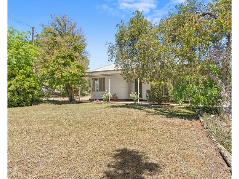 118 Old Sturt Highway, Barmera SA 5345