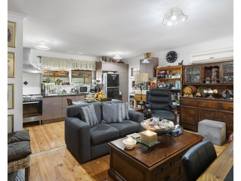 13 Collins Street, Barmera SA 5345
