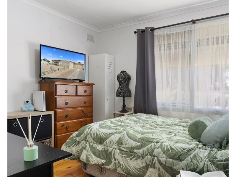 13 Collins Street, Barmera SA 5345