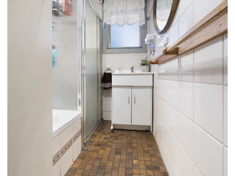 13 Collins Street, Barmera SA 5345