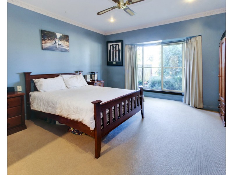 30 Third Street, Loxton SA 5333