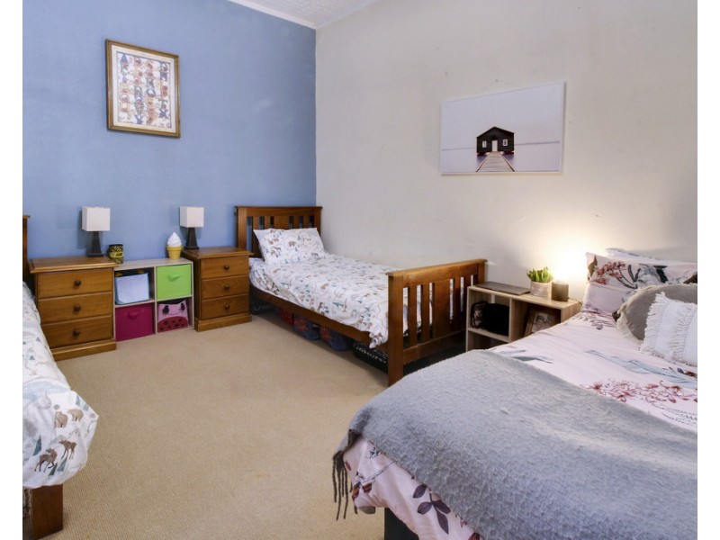 30 Third Street, Loxton SA 5333