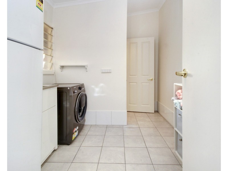 30 Third Street, Loxton SA 5333