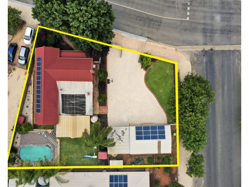 30 Third Street, Loxton SA 5333