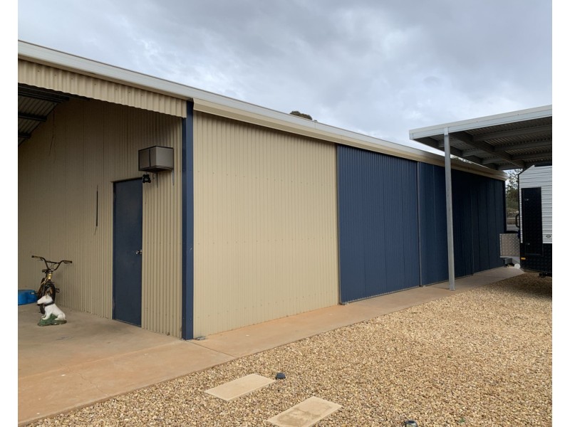 15 Keith Payne Court, Loxton SA 5333