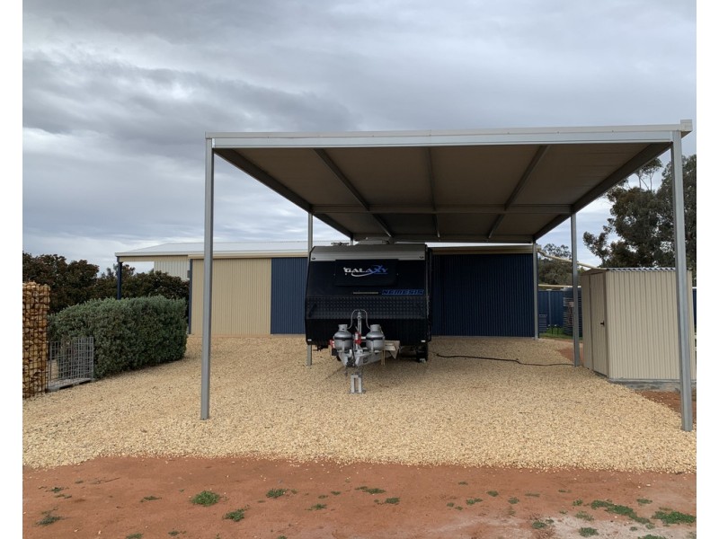 15 Keith Payne Court, Loxton SA 5333