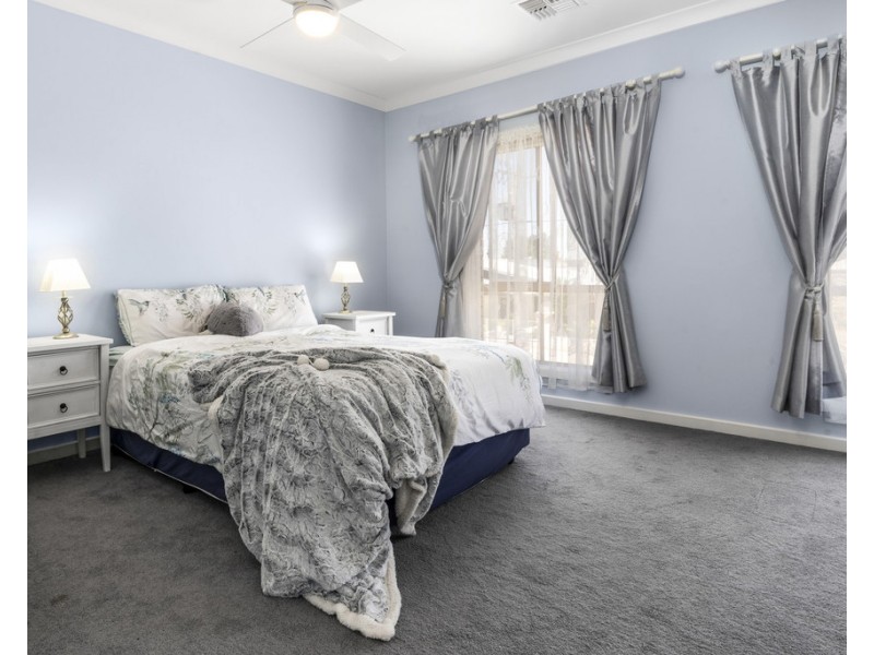 12 Thirteenth Street, Renmark SA 5341