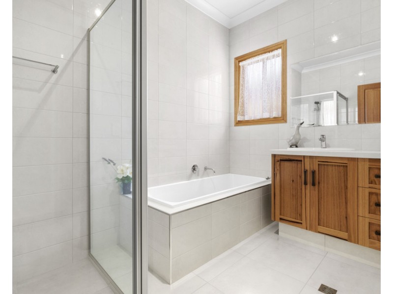 14 Thirteenth Street, Renmark SA 5341
