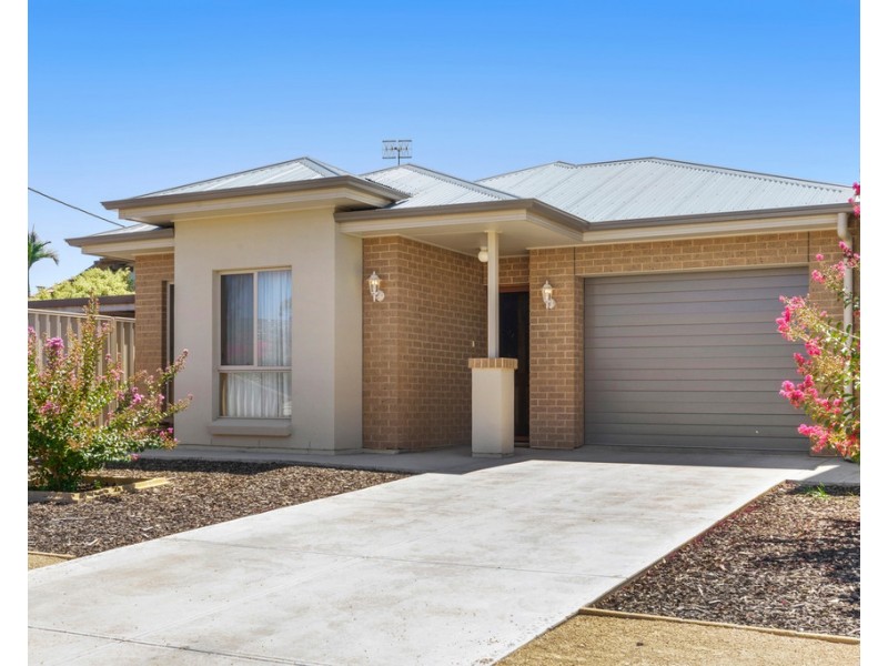 14 Thirteenth Street, Renmark SA 5341