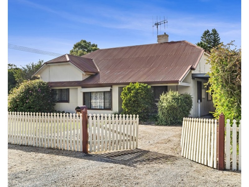 35 Lake Avenue, Barmera SA 5345