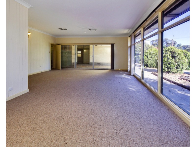 50 KOKODA TERRACE, Loxton SA 5333