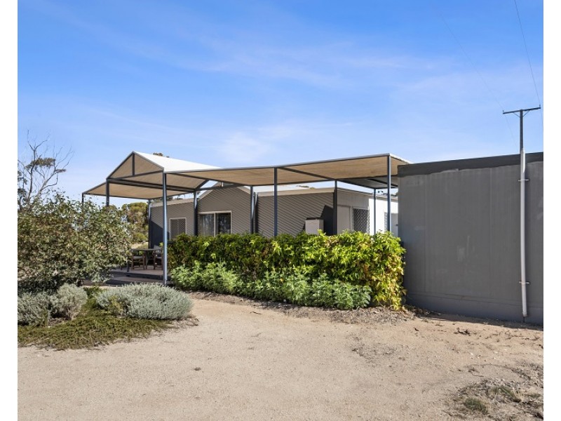 97 Holder Top Road, Waikerie SA 5330