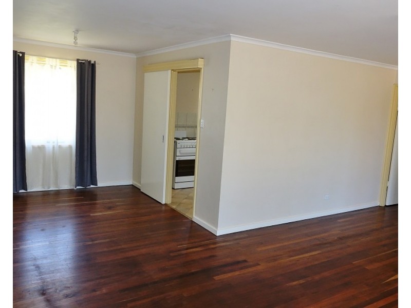 18 Bahnisch Avenue, Berri SA 5343