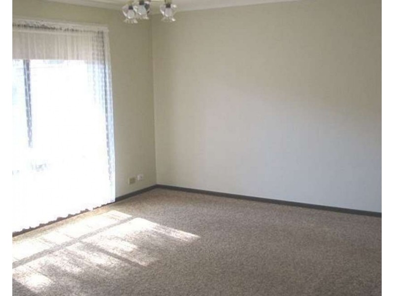 2/6 MALAGA TERRACE, Berri SA 5343