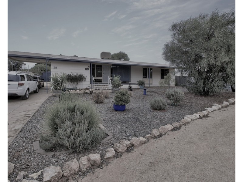 18 TRAEGER STREET, Loxton SA 5333