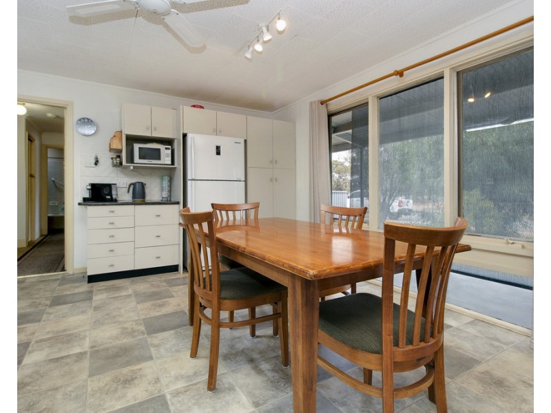 18 TRAEGER STREET, Loxton SA 5333