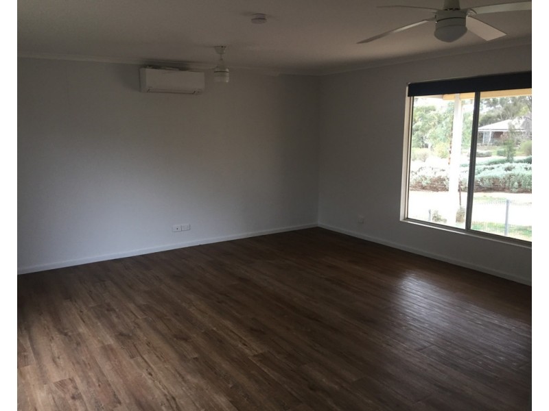 21 PROUD AVENUE, Loxton North SA 5333