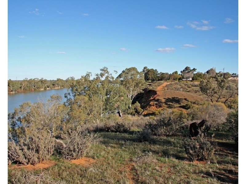 Lot 21 and and Pieces 22 and 23 Old Sturt Highway, Berri SA 5343