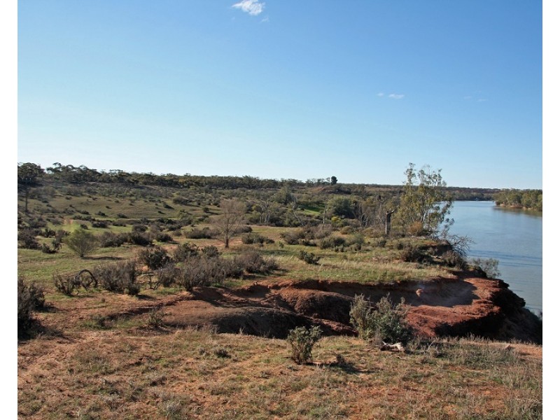 Lot 21 and and Pieces 22 and 23 Old Sturt Highway, Berri SA 5343