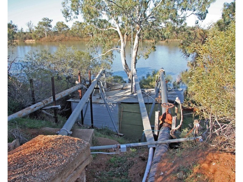 Lot 21 and and Pieces 22 and 23 Old Sturt Highway, Berri SA 5343