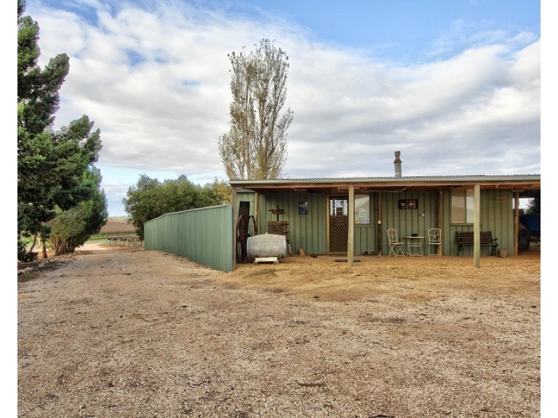 77 Battams Road, Moorook SA 5332