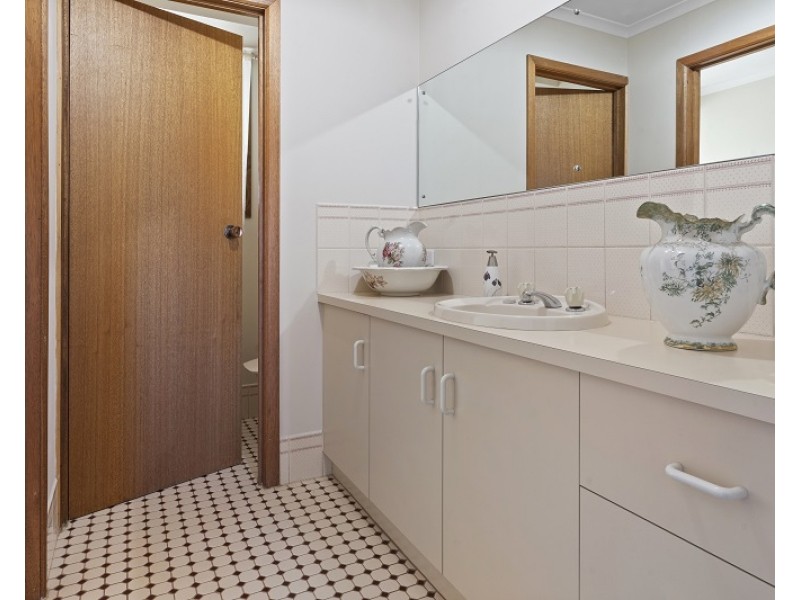 10 Amelia Street, Kapunda SA 5373